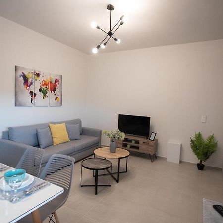 Luxury Autonomous Ground Floor Apartment Igoumenitsa Exterior foto